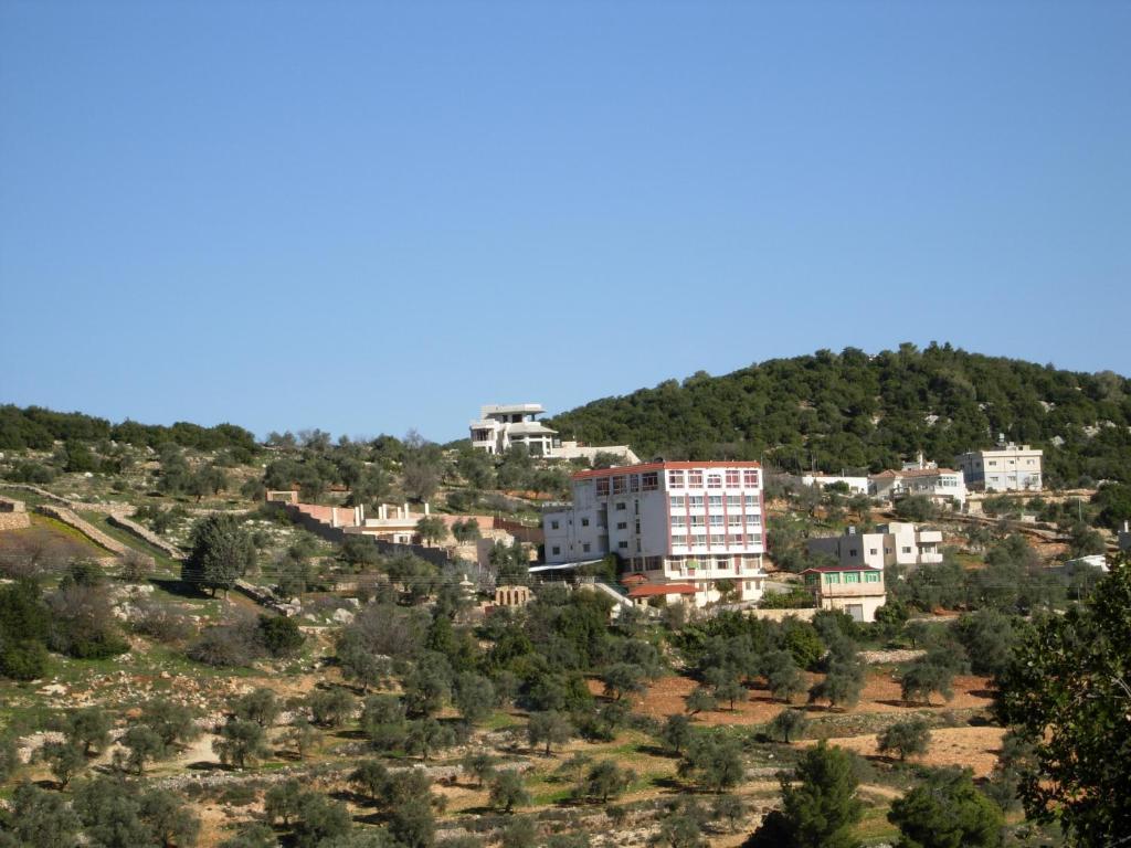 Ajloun Hotel Exterior photo